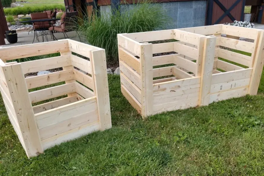 DIY Compost Bin for Urban Gardens